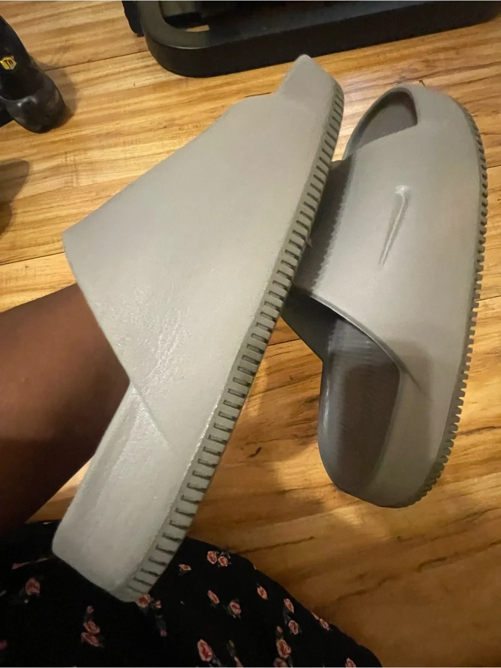 Nike Men's Slide Sandals in Light Gray